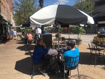 Madison's food truck in Jefferson City