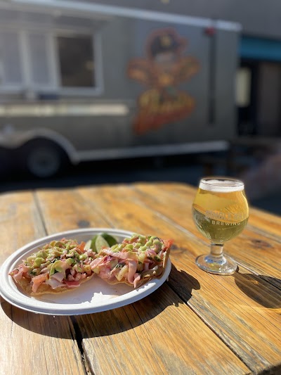Javi’s Food Truck food truck in Yakima