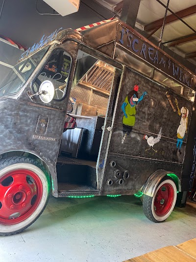 I'Scream 4 Wings food truck in Casper
