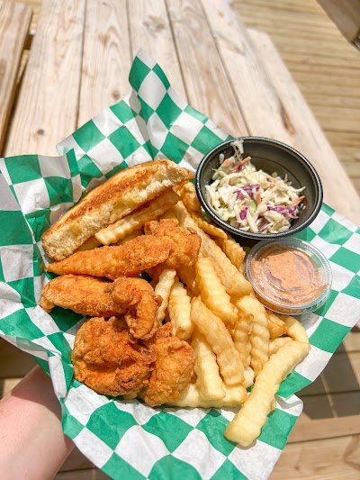 Nellie's Chicken And Daiquiris food truck in Hattiesburg