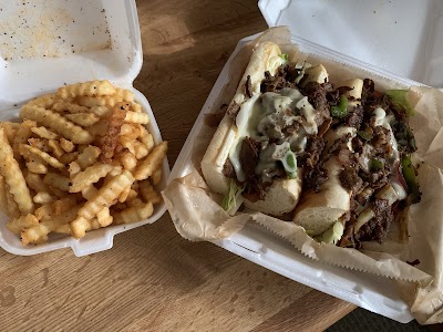 Tariq's Best Philly food truck in Erie