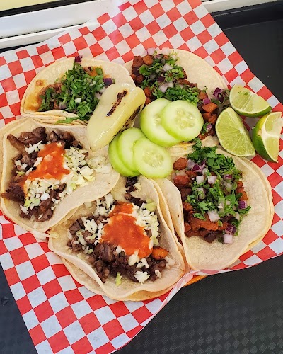 El Compa Mexican Food food truck in Tucson