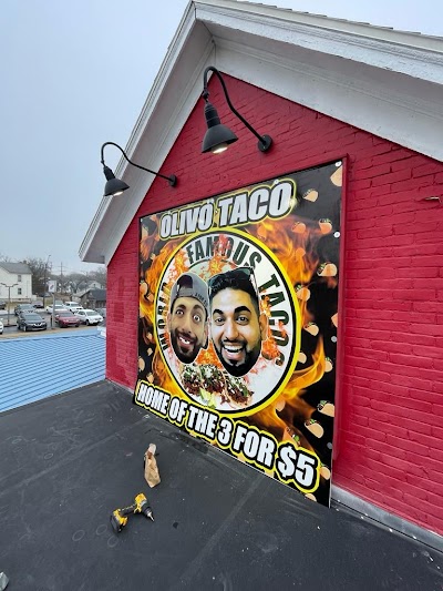 Olivo Taco Truck #2 - Auburn Plaza food truck in Rockford
