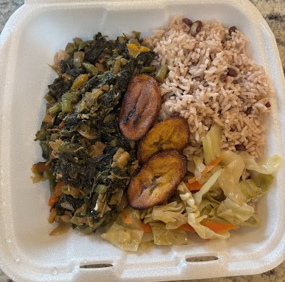 Perpah’s Reggae Kitchen food truck in Lansing