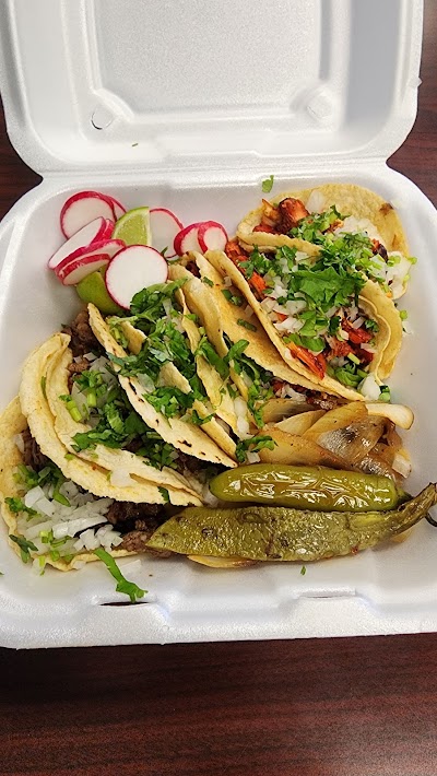 Las Tortas del Barrio Food Truck food truck in Raleigh