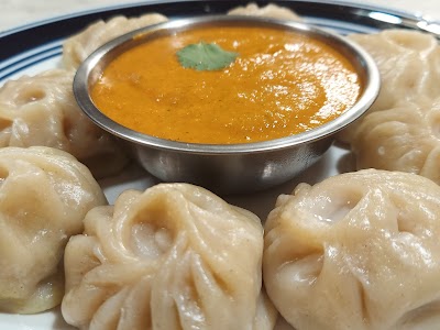 Pashmina Nepali Indian food food truck in Manhattan