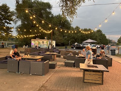 Harrisburg Beach Club food truck