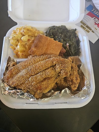 Shell's Kitchen food truck in Rochester