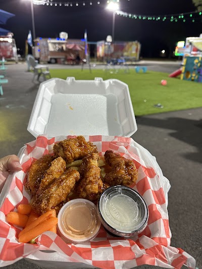 PINE HILLS FOOD TRUCK PARK food truck in Houston
