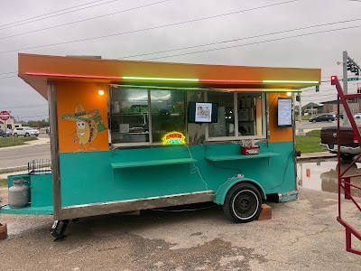 Dollar Taco Food Truck and Catering food truck in New Braunfels