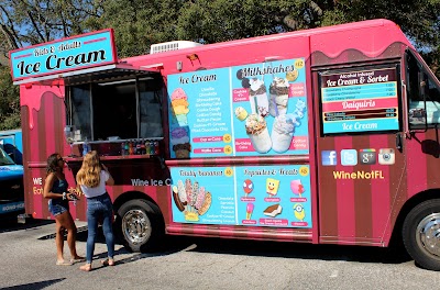 Wine Not Fl food truck in Destin