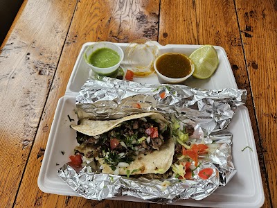 Taqueria La Vane food truck in Tuscaloosa