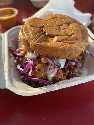 CHICK N' BROS food truck