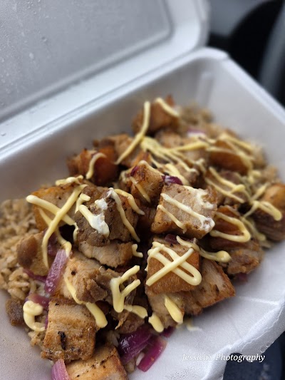 Pinoy Garden Cafe food truck in Bloomington