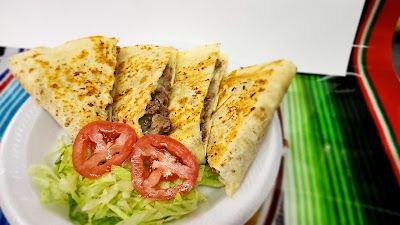 Nena’s Food food truck in Albuquerque