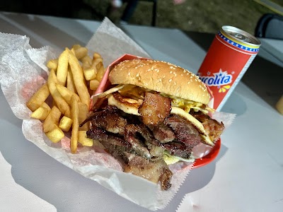 Zona crunchy food truck in Fort Myers