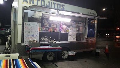 Antojitos El Burrito Crazy food truck