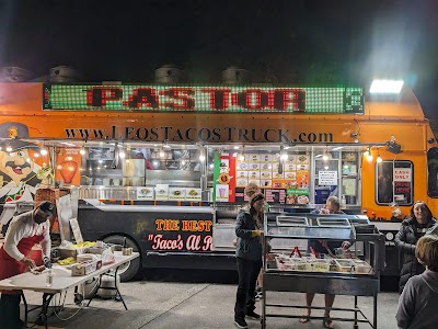 Leo's Tacos Truck food truck in Long Beach