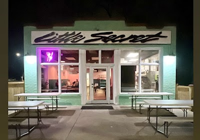 Little Secret food truck in Greenville