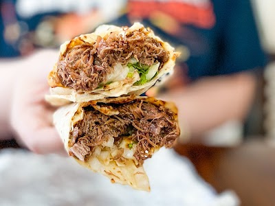 Dad's Ribs and Mom's Tacos food truck in Phoenix