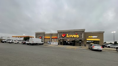 Love's Travel Stop food truck