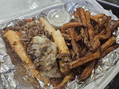 Triple D's Tasty Grill food truck in Erie