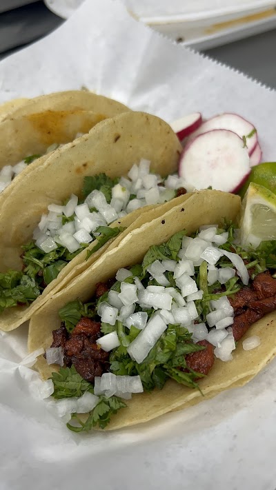 Taqueria Villafana food truck in Athens