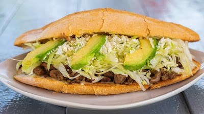 Taqueria Flores food truck
