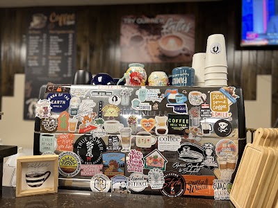 Cafe Mona food truck in Stillwater