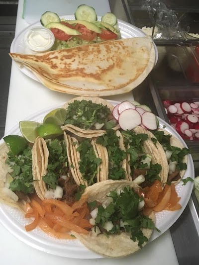 Tacos El Niño food truck in Chapel Hill