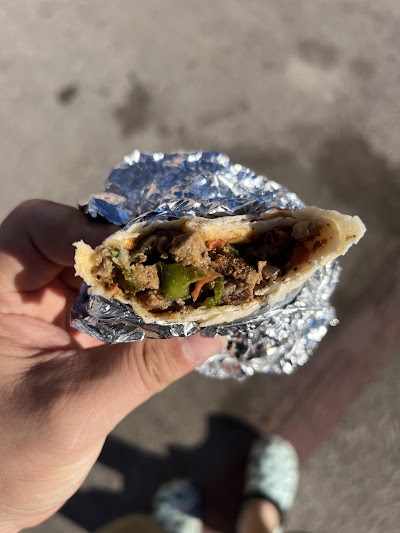 Mamá Loca food truck food truck in Midland