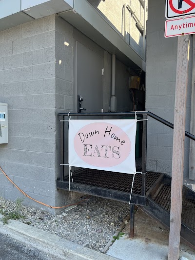 Down Home Eats & Elevated by DHE food truck in Jackson Hole