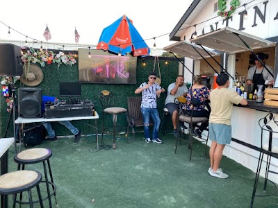 Birrieria y Mariscos El Presidente food truck in Corpus Christi