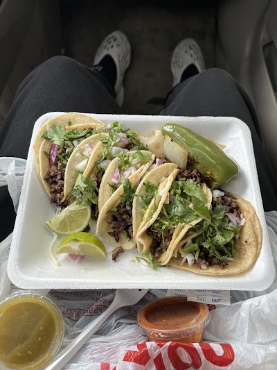El Tapatio Taco Truck food truck in Milwaukee