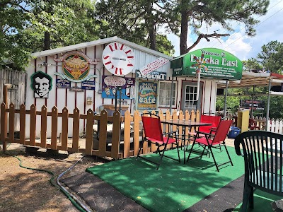 Famous Ed's Food Wagon food truck in Eureka Springs
