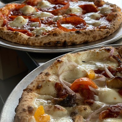 The Pizza Revolution food truck in Evansville