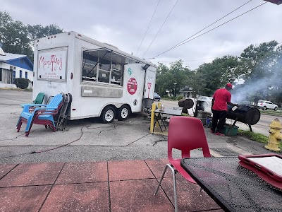 Mama Yo's Soul Food food truck in Chattanooga