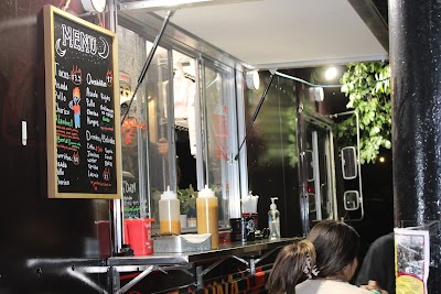 De Luna Taco Grill food truck