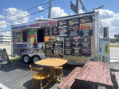 Street tacos Mexico Lindo y querido food truck in Toledo