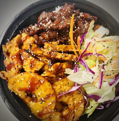 Ak Roll and Bowl food truck