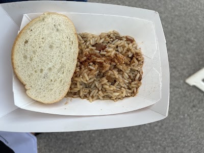Treaux's Cajun BBQ - FOOD TRUCK food truck in Hannibal