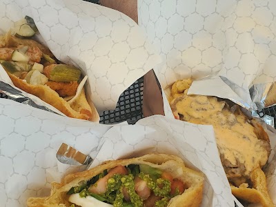 Papi's Stuffed Sopapillas food truck in Boston