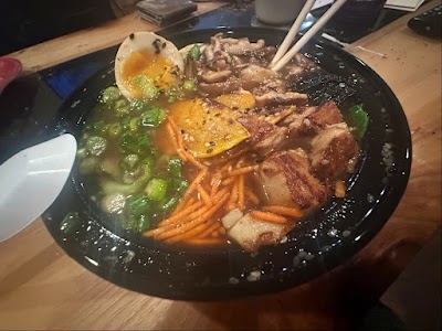 NMK Buns and Bowls food truck in Stowe