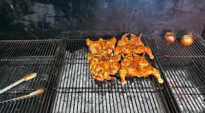 El Calentano Pollos Asados El Carbon food truck in San Marcos