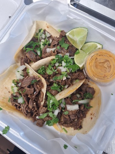 Taco Brown food truck in Hilton Head Island