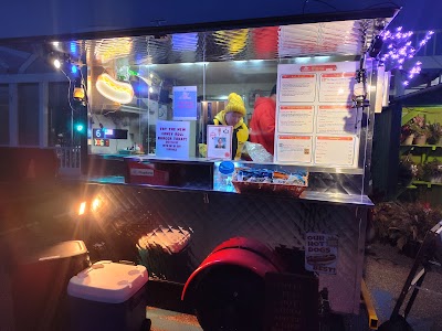 Yummy Wagon food truck in Mystic