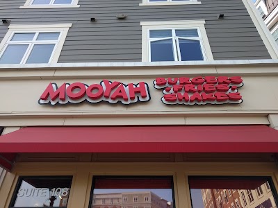 MOOYAH Burgers, Fries & Shakes food truck