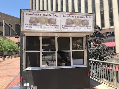 Courtlands Mobile Grill food truck in Dayton