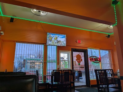 La Dueña Mexican Restaurant food truck in Davenport