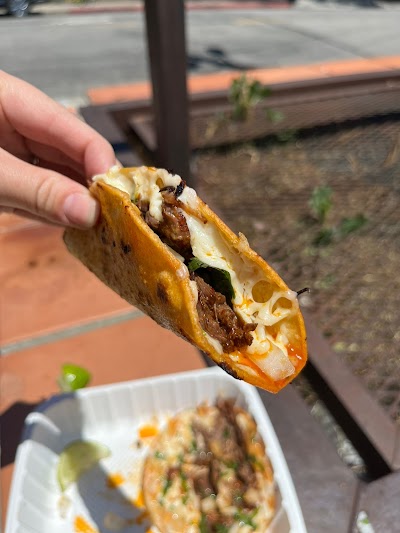 Leslie’s Taqueria food truck in San Luis Obispo
